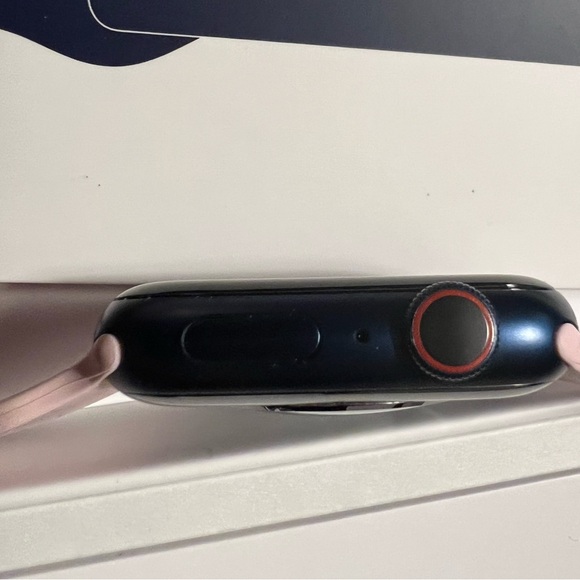 Apple Watch Series 6 44 mm Blue Aluminum Case with GPS/Cellular - Picture 3 of 5